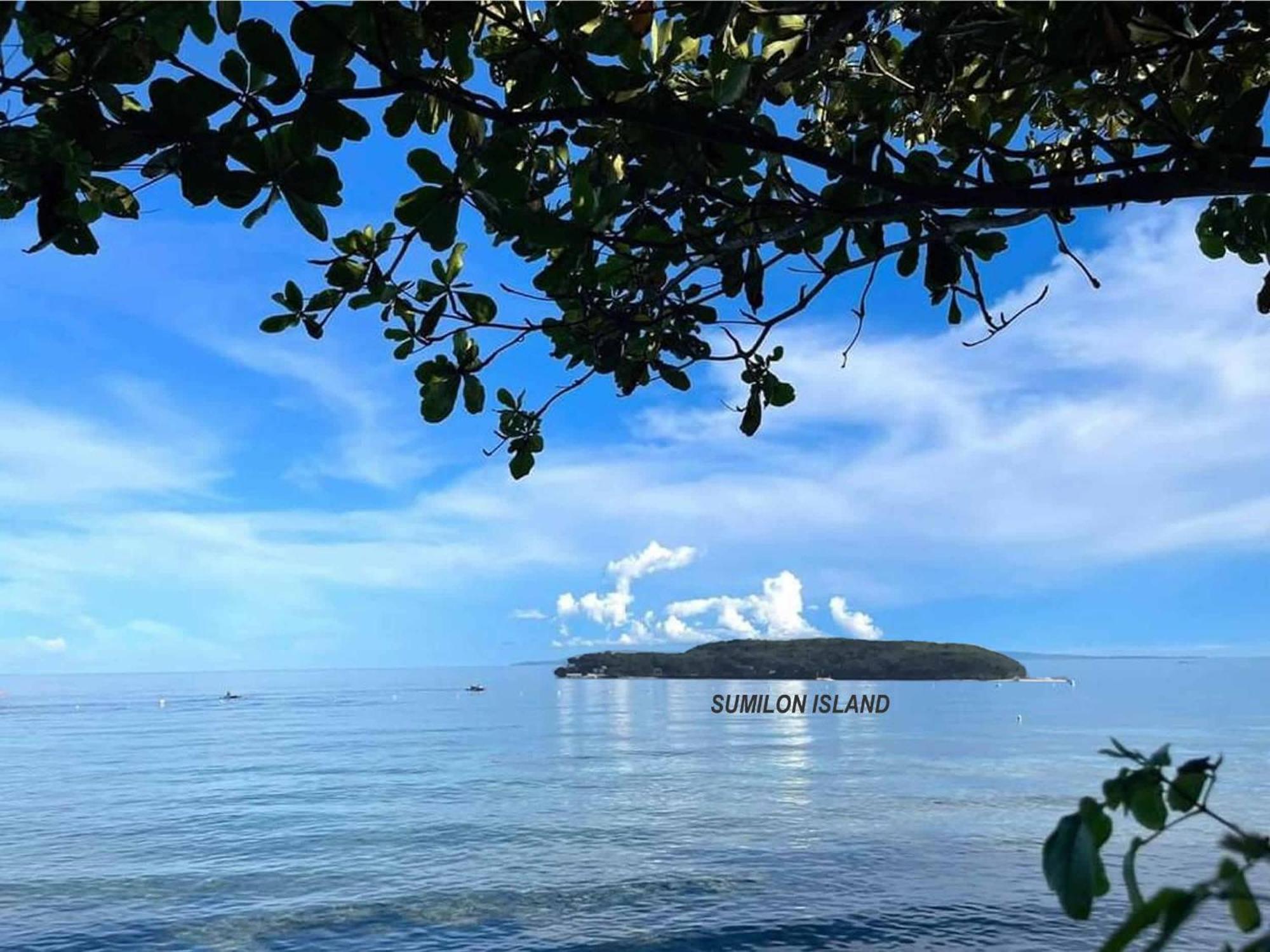 Island Front - Bangcogon And Restaurant
